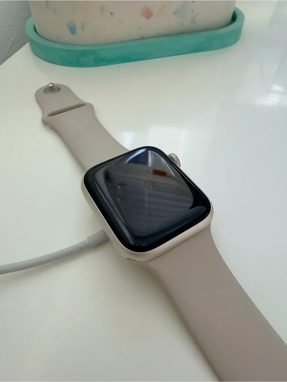 Apple SE light Griege Silicone Band m/l size) Smartwatch with Aluminum Case